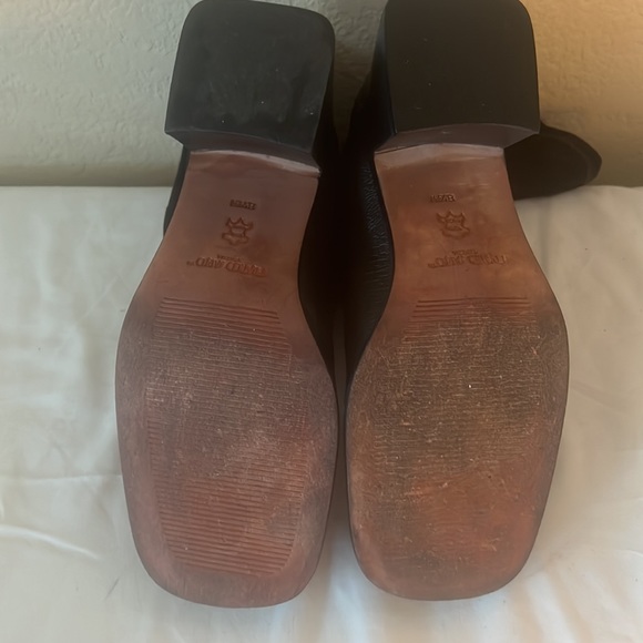 Boots - Picture 4 of 4